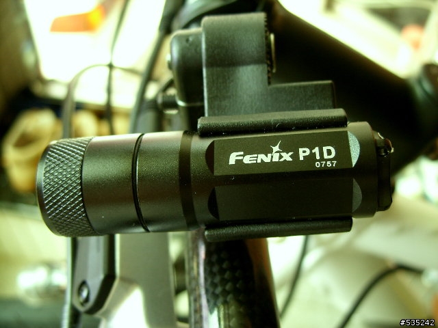 自製型 P1D CE 夾具