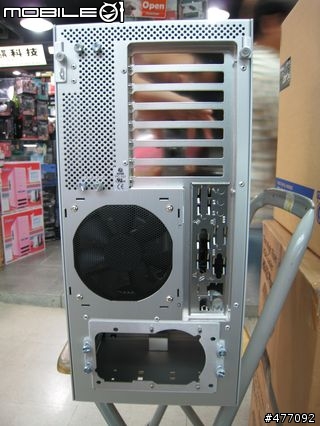 聯力中高階機殼CP值第一首選=>PC101