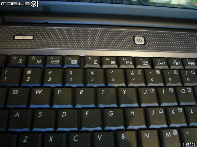 Compaq C700 系列之 C710TU 經濟型筆電粗淺分享文