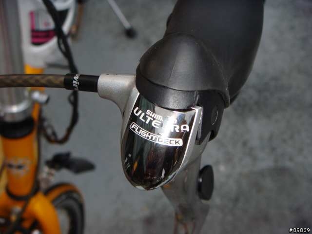 我的第一部小跑車 - F20-RT3