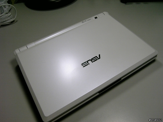 簡約~方便~輕巧~ASUS EeePc 開箱報告!(新增灌XP)