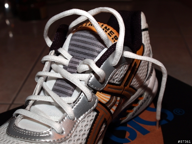 亞瑟士Asics慢跑鞋DS Trainer