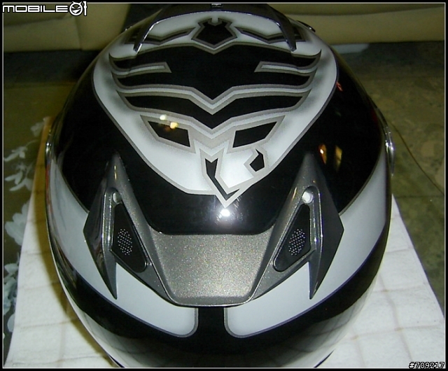 Scorpion EXO-400 & EXO-700 基本內外比較解析 新增07~08年新彩繪型號+youtube影片介紹