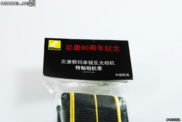 分享"俄鏡"一顆 +NIKON 90th anniversary 背帶
