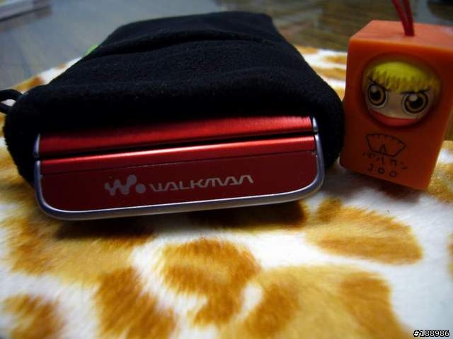 打部溜九一零唉(W910I)之閃光彈