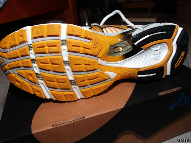 亞瑟士Asics慢跑鞋DS Trainer