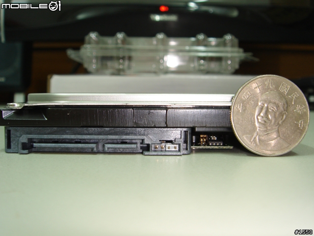 免使用抽取盒的抽取式硬碟盒 - 伽利略 MR600 SATA I/II 抽取式硬碟盒