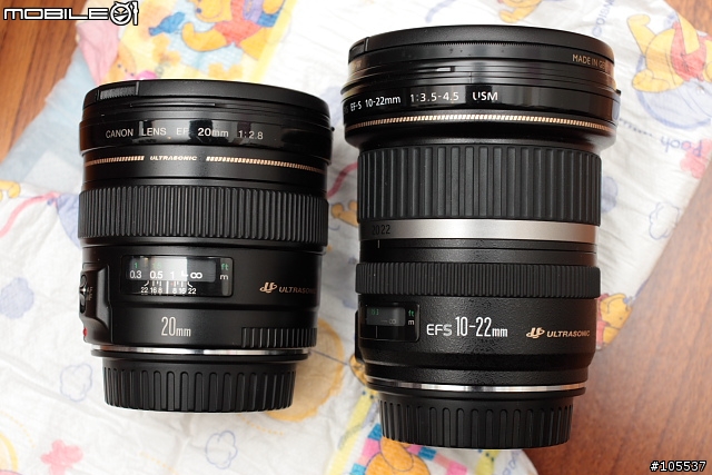 尿布裡有Canon EF 20mm f/2.8!!!撿起來PK 10-22mm