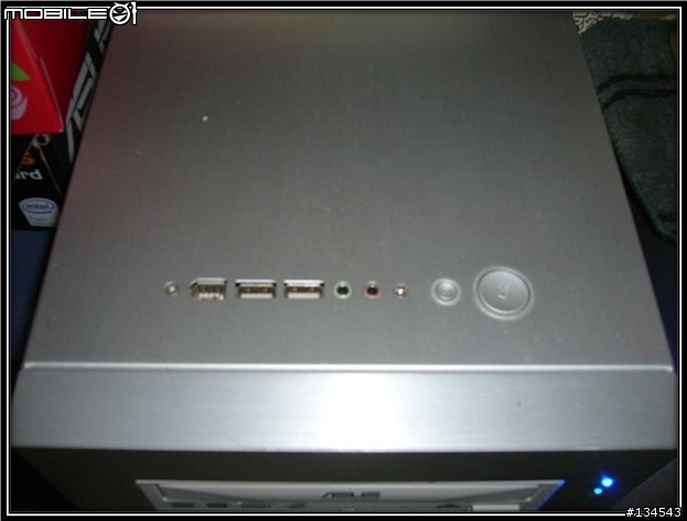【分享】聯力 PC-A16 散熱及擴充性都不錯!^^