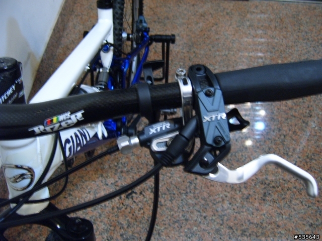〈分享〉兩兄弟的入門車 anthem 3 & Xtc HB3,以及惡搞胡亂升級~~