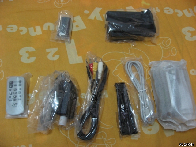 JVC GZ-MG275 數位硬碟式攝影機 〈開箱報告〉