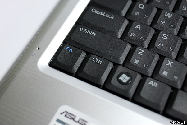 漂亮晶鑽‧邁向完美 ASUS F8Sa敗家分享