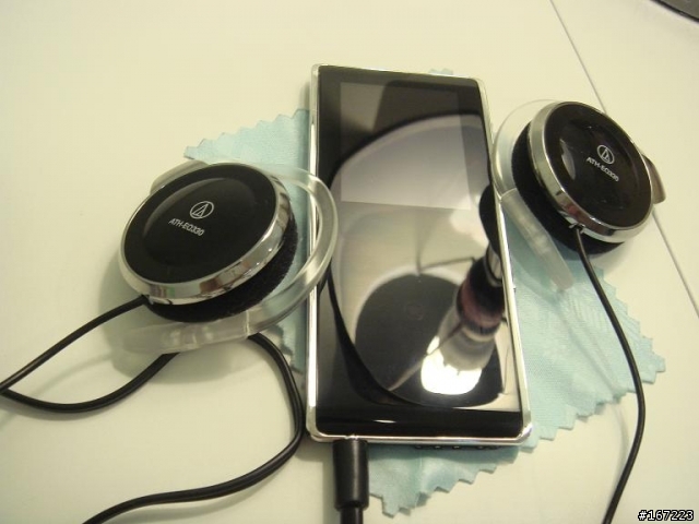 海豚生日的新禮物SAMSUNG YP-K3低調中的小小奢華{附照}...
