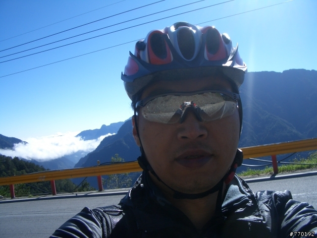 合歡山悍馬渡假行