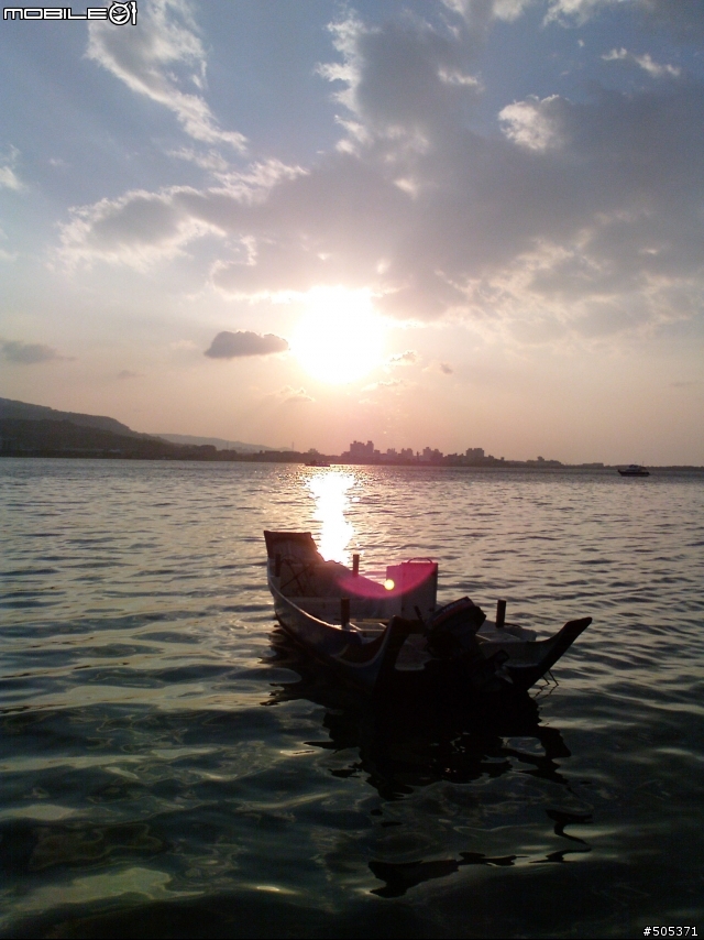 騎著折疊車帶著P1i 流浪到淡水