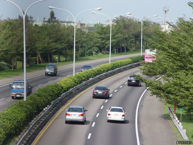 南崁-->大園溪海花卉區-->桃園高鐵站-->南崁,單車輕鬆行