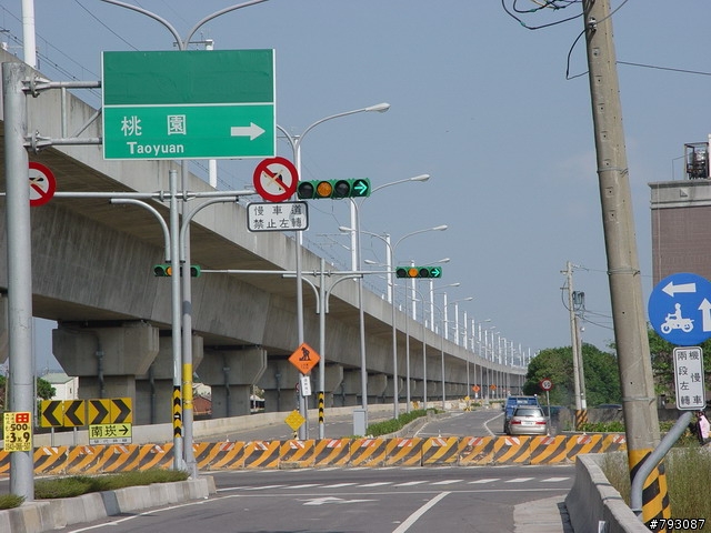 南崁-->大園溪海花卉區-->桃園高鐵站-->南崁,單車輕鬆行