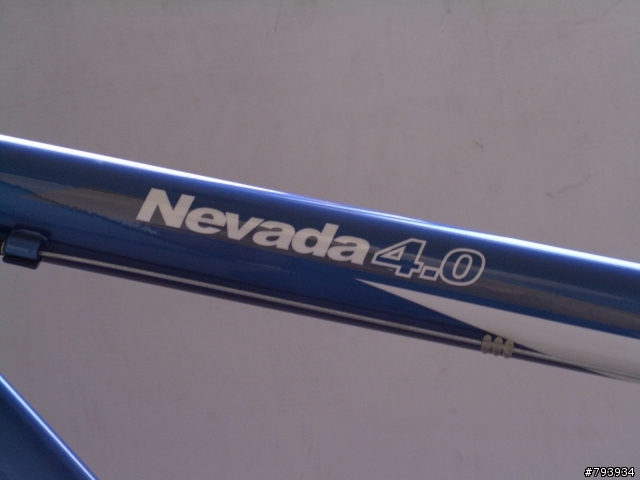 昨天剛牽回來的 Fuji Nevada4.0 添購了新的裝備