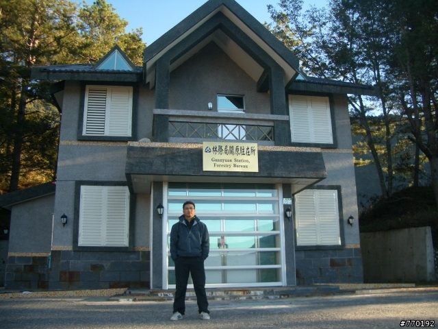 合歡山悍馬渡假行