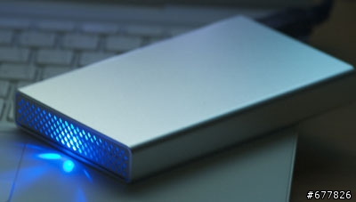 我找到的 1394a 2.5" 硬碟外接盒