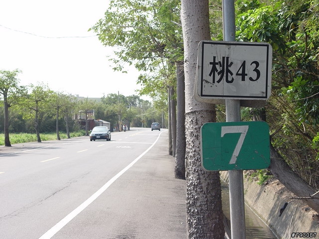 南崁-->大園溪海花卉區-->桃園高鐵站-->南崁,單車輕鬆行