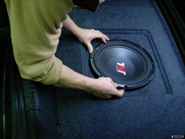 行李箱重低音木工(12/11更新店家資訊)