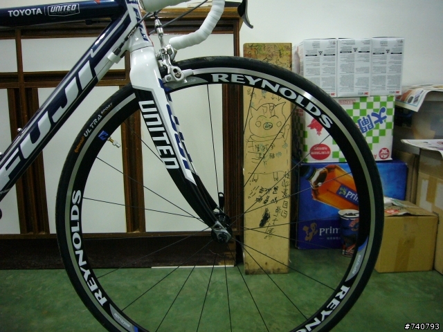 熱騰騰! 2008FUJI Roubaix LTD TOYOTA車隊塗裝版 開箱~!(未完..)