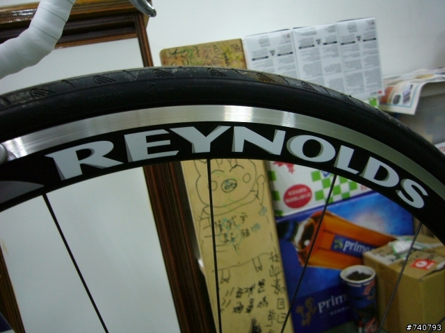 熱騰騰! 2008FUJI Roubaix LTD TOYOTA車隊塗裝版 開箱~!(未完..)