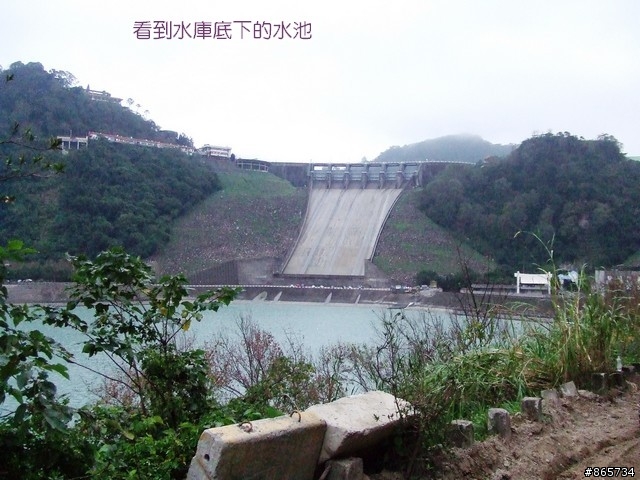 麥可 一隻腳完成石門水庫之旅