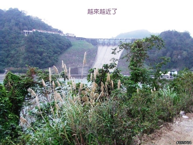 麥可 一隻腳完成石門水庫之旅