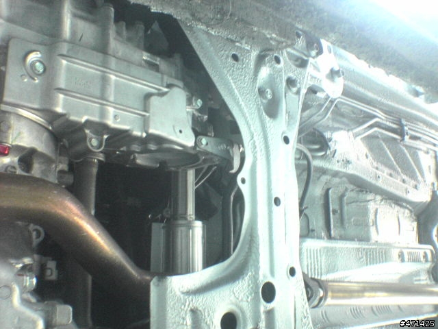 CRV3 新車底盤阻泥防鏽隔音施工