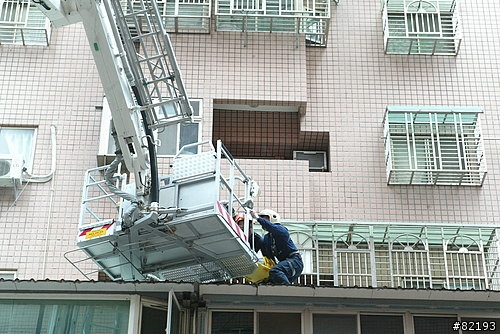 跳樓自殺救援紀錄