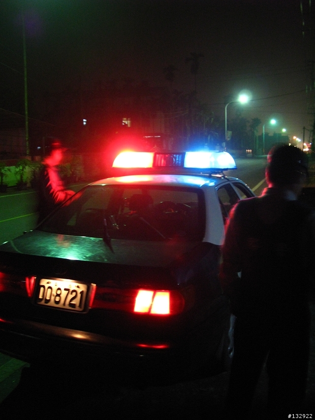 嚴重逼車