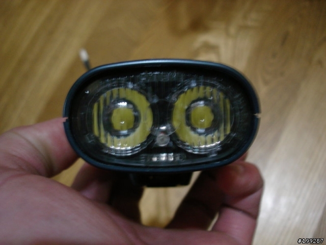 (DIY分享)骨灰級車燈大復活第二彈~繼骨灰級衛星導航電源中繼站~~改造完成!!