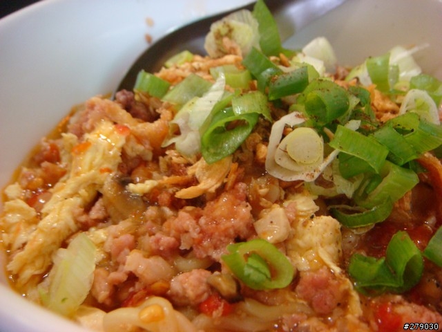 微風旁的平民美食 - 雲南小館哨子麵