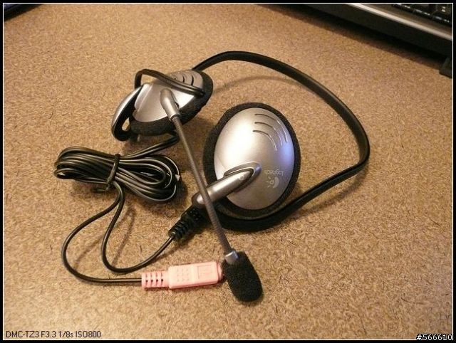 分享...Logitech Easy Call Desktop滑鼠鍵盤combo