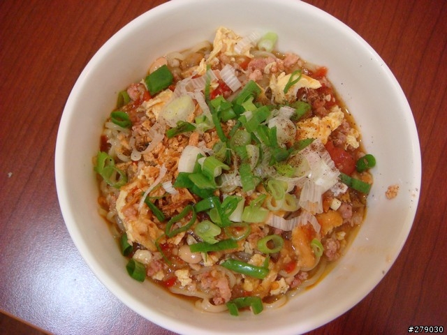 微風旁的平民美食 - 雲南小館哨子麵