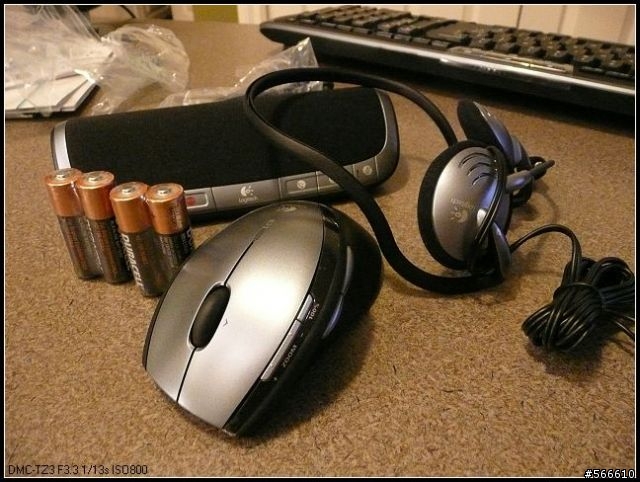 分享...Logitech Easy Call Desktop滑鼠鍵盤combo
