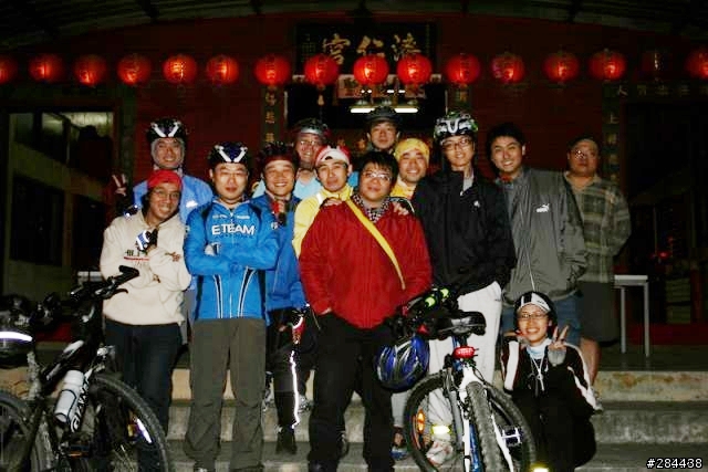 【分享】星光團2008年活動記錄(NEW 12/31 吃滷味跨年)