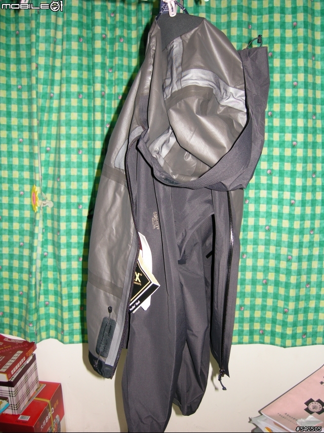 Arc'teryx Alpha SL 外套分享!!