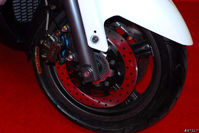 光陽 MY ROAD 700i 照片分享 (圖多)