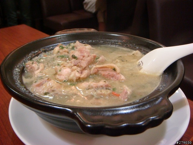 微風旁的平民美食 - 雲南小館哨子麵