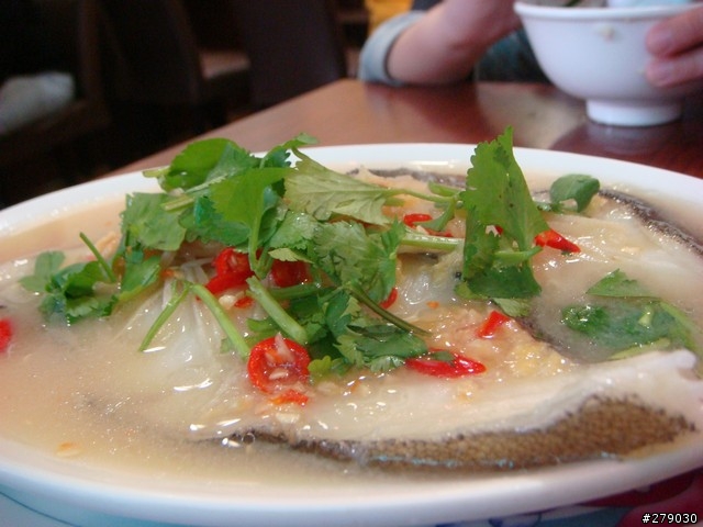 微風旁的平民美食 - 雲南小館哨子麵