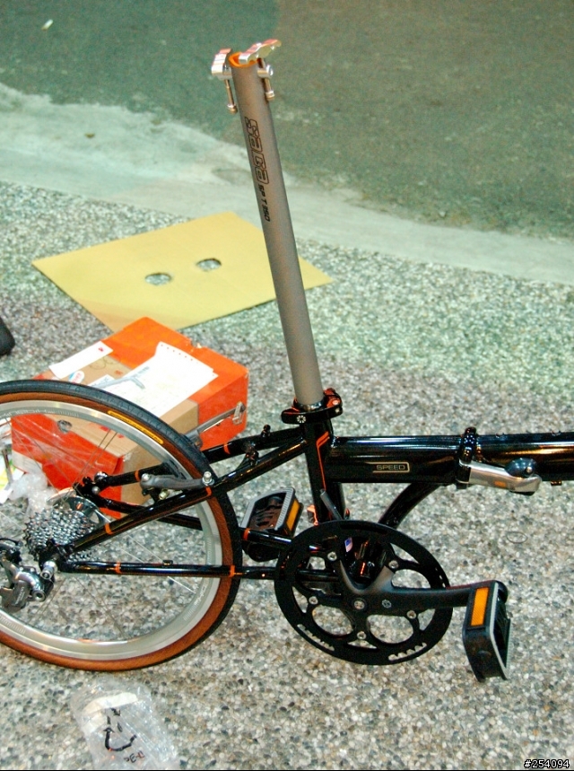尋找心中的摺疊車-- DAHON 趕快長大讓我騎吧! (終於肯長大讓我騎一下了)