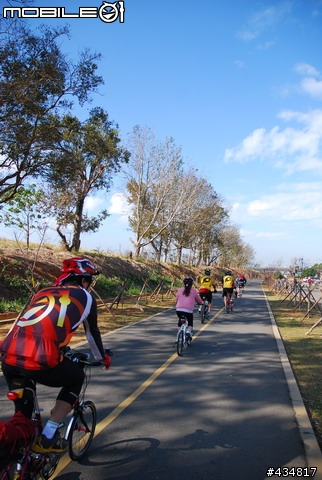 1/20桃園往后里的「東豐鐵馬道及新社莊園」領照片囉!