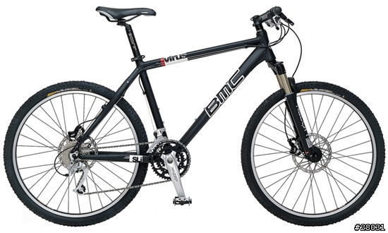 16K不到購入BMC Virus01(照片在5樓)