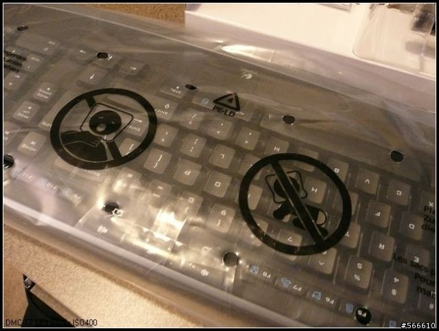 分享...Logitech Easy Call Desktop滑鼠鍵盤combo