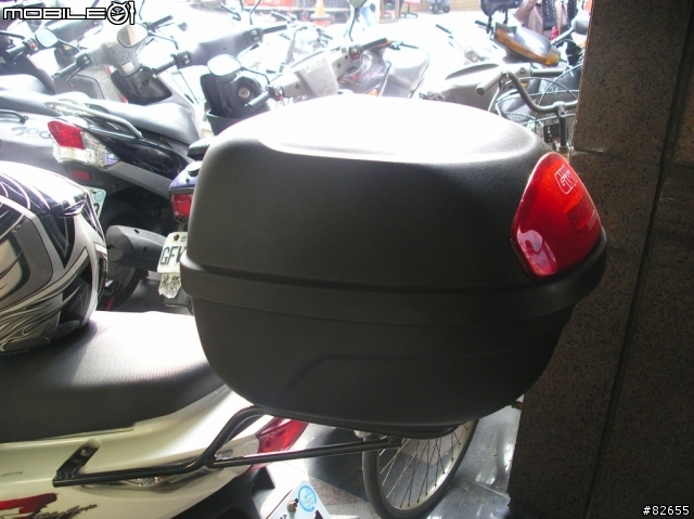 RSZ上GIVI E26NC 後箱
