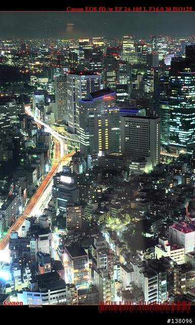 更新實際夜景長曝照片:還在找方便好用的旅行用腳架嗎...看看這隻吧 Slik Sprint Pro 3-way 更新實際夜景長曝照片.