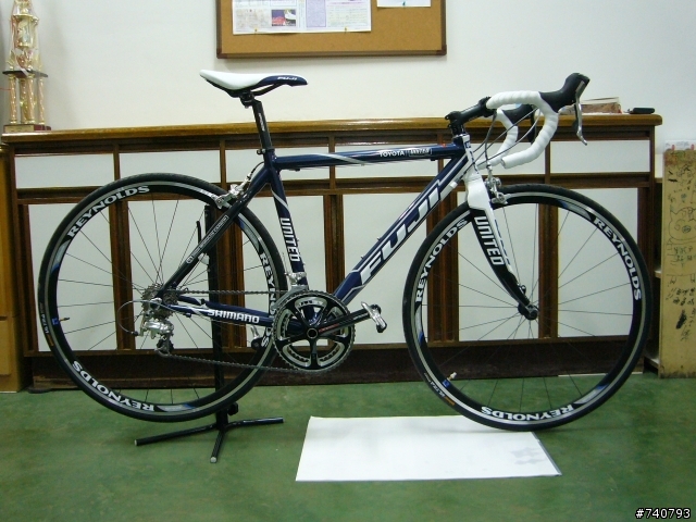 熱騰騰! 2008FUJI Roubaix LTD TOYOTA車隊塗裝版 開箱~!(未完..)